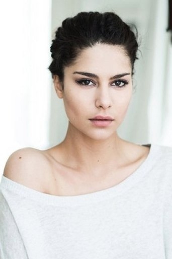 Image of Nadia Hilker