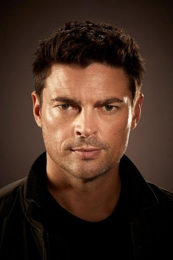 Image of Karl Urban