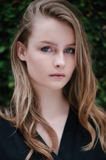 Image of Olivia DeJonge