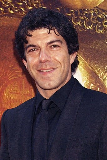 Image of Pierfrancesco Favino