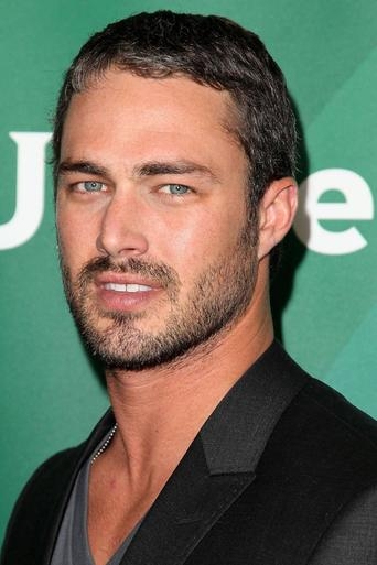 Image of Taylor Kinney