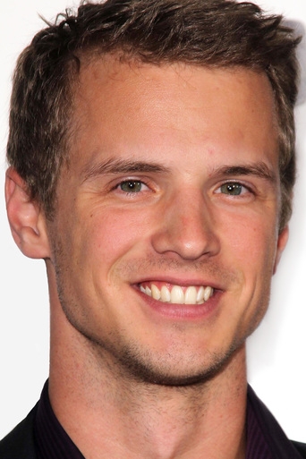 Image of Freddie Stroma