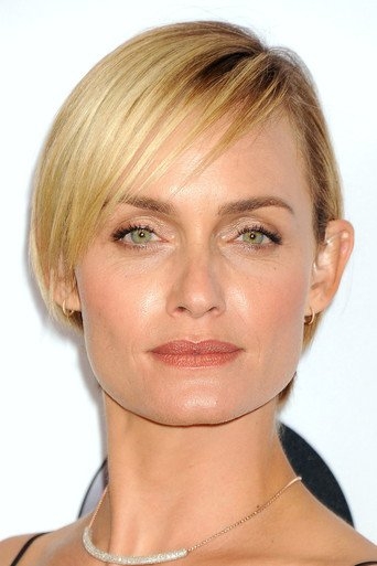 Image of Amber Valletta