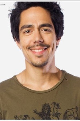 Image of Zak Santiago