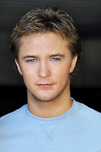 Image of Michael Welch