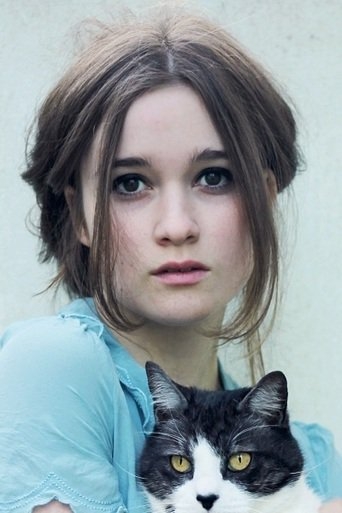 Image of Alice Englert