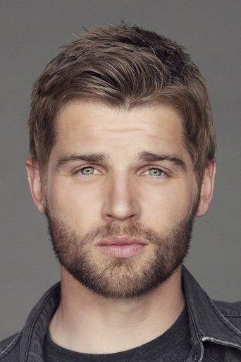 Image of Mike Vogel