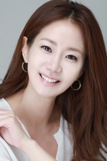 Shin Eun-Kyung