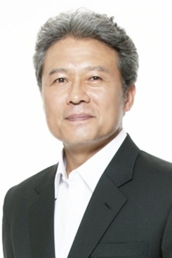 Image of Cheon Ho-Jin